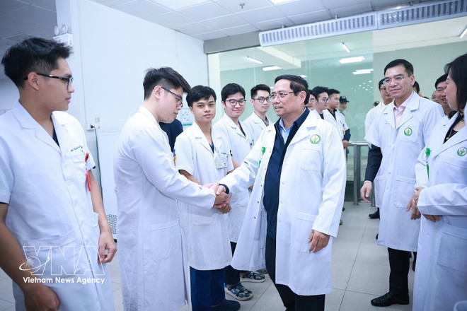 pm extends best wishes to doctors, patients on tet occasion picture 3