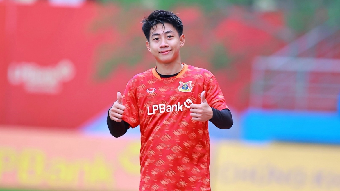 chuyen nhuong v-league 2025 2026 them hai cau thu chia tay clb thanh hoa hinh anh 1