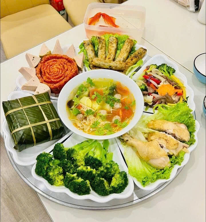 Bí kíp làm cỗ, mâm cúng Tết nhanh mà đủ đầy của mẹ đảm 9x được dân mạng học hỏi