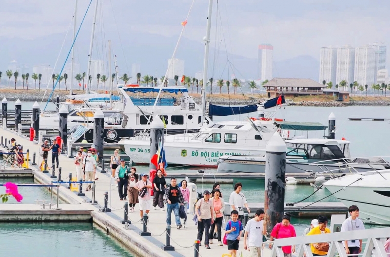 khanh hoa welcomes first international cruise ship of lunar new year 2026 picture 1