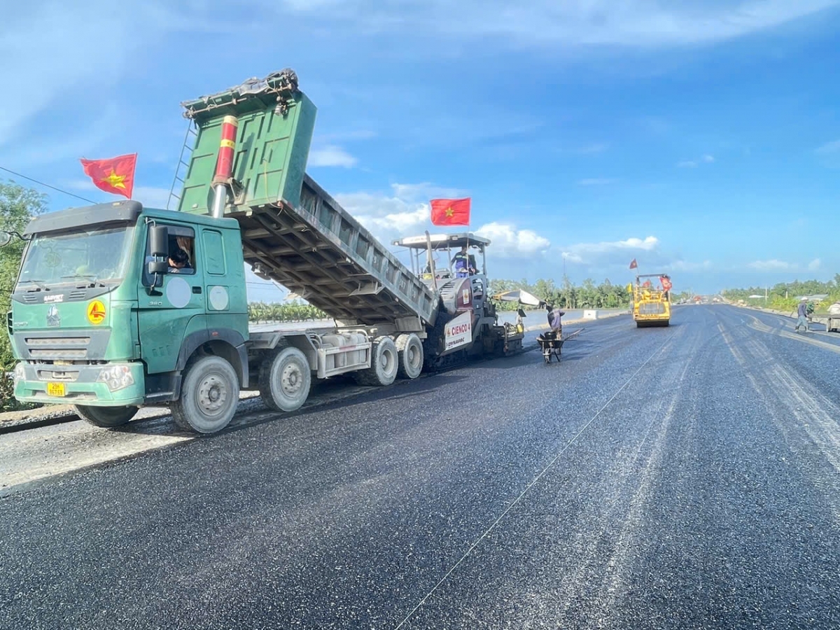 Giá vật liệu biến động, doanh nghiệp kiến nghị gỡ nút thắt PPP