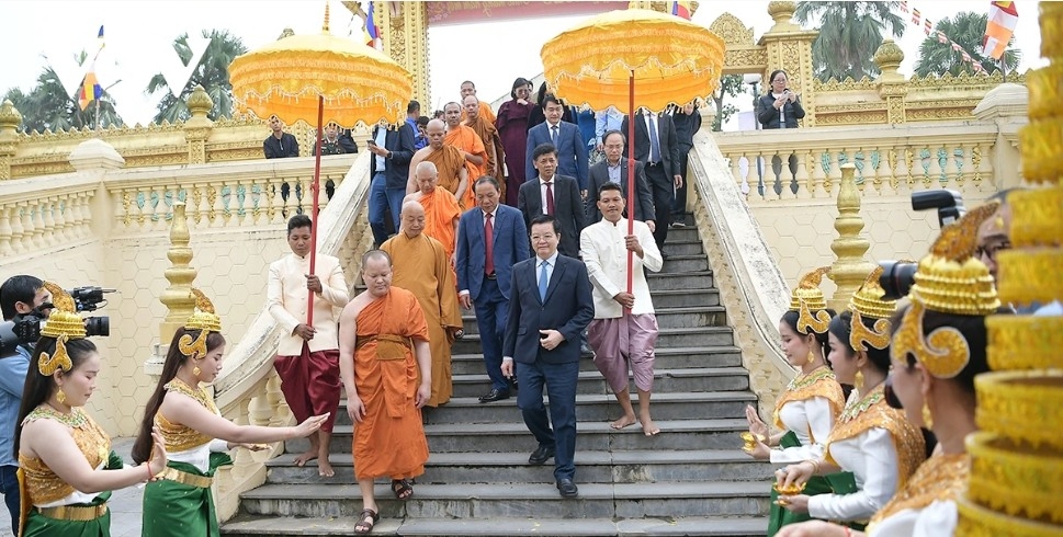 distinctive cultural experiences at spring colors across the homeland 2026 picture 7