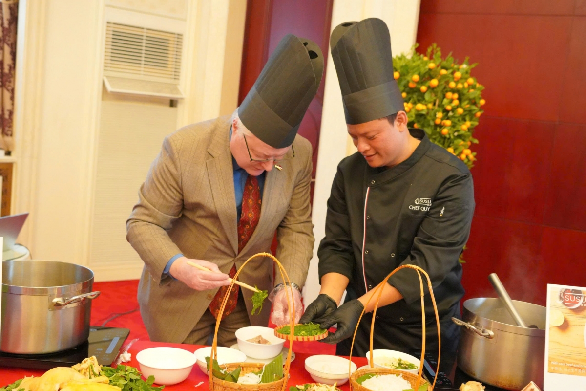 “Ngày phở Việt Nam” - Lan tỏa hương vị Việt tại Bắc Kinh