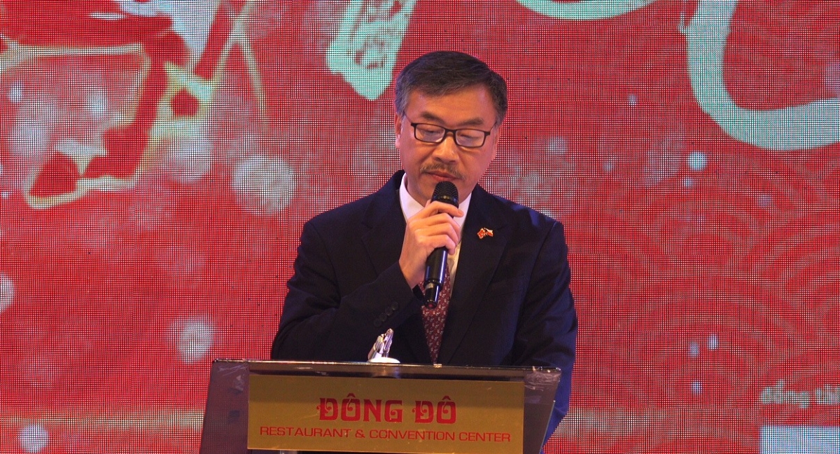 tet viet nam va le hoi masopust sec gan ket cong dong nguoi viet tai praha hinh anh 2