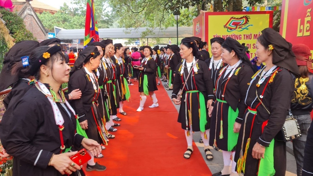 Độc đáo phong tục mai mối của đồng bào Sán Dìu dưới chân núi Tam Đảo