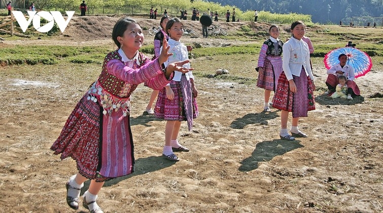 unique folk games of northwest highland ethnic groups picture 2