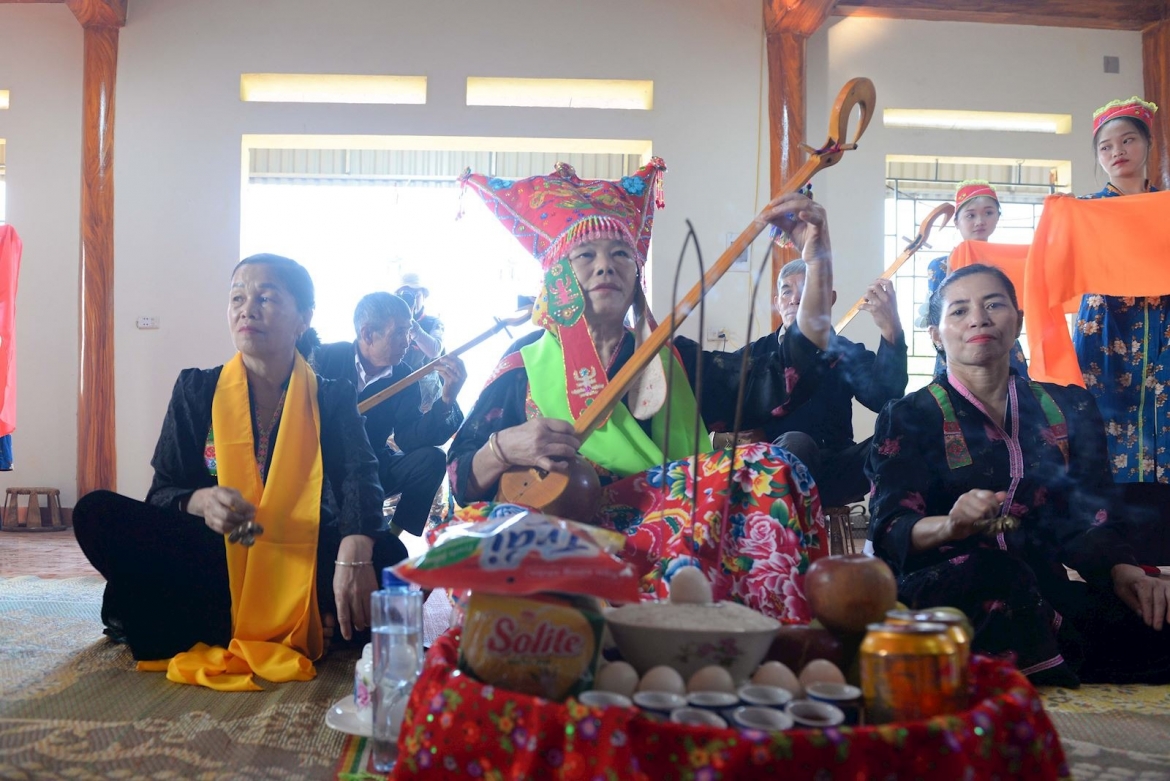 ve mien di san lai chau ngay xuan hinh anh 4