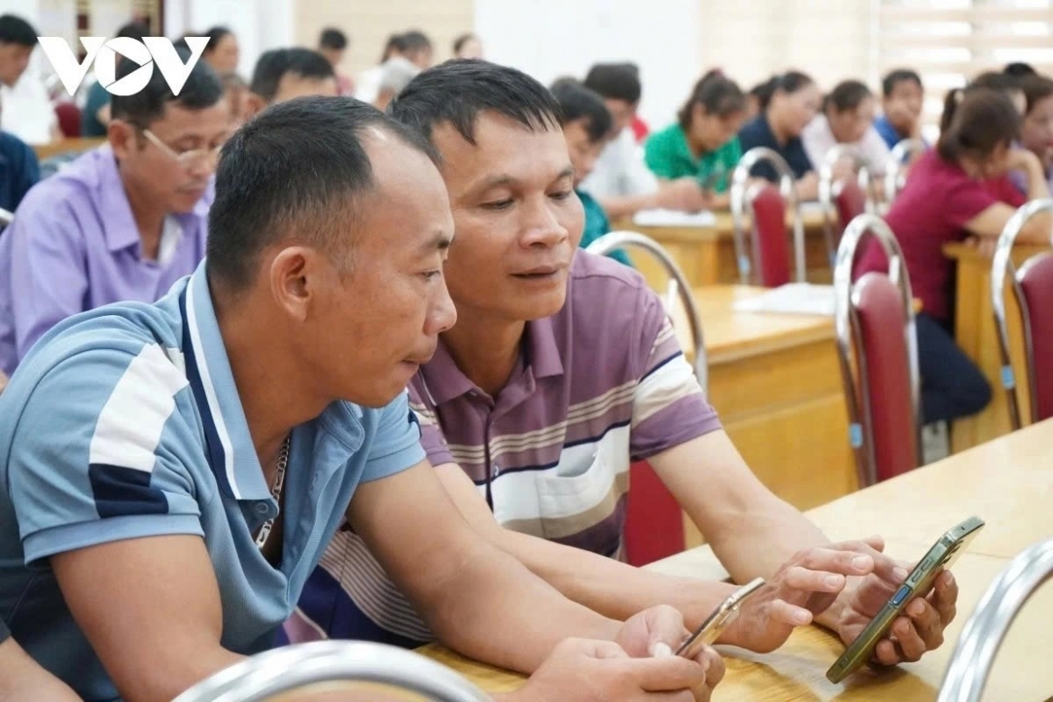 Doi moi the che that su co y nghia khi nguoi dan hai long voi chinh quyen cap xa hinh anh 2