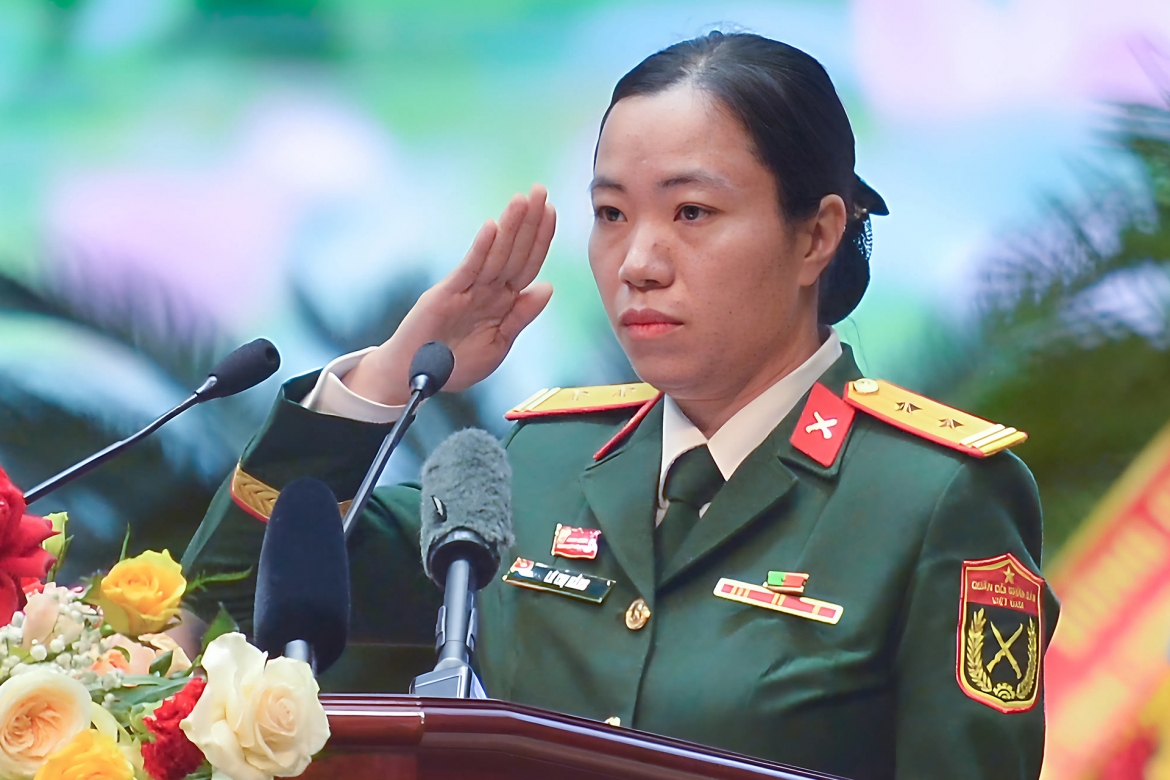 thi dua yeu nuoc - hanh trinh cong hien ben bi cua cac dien hinh anh hung hinh anh 2