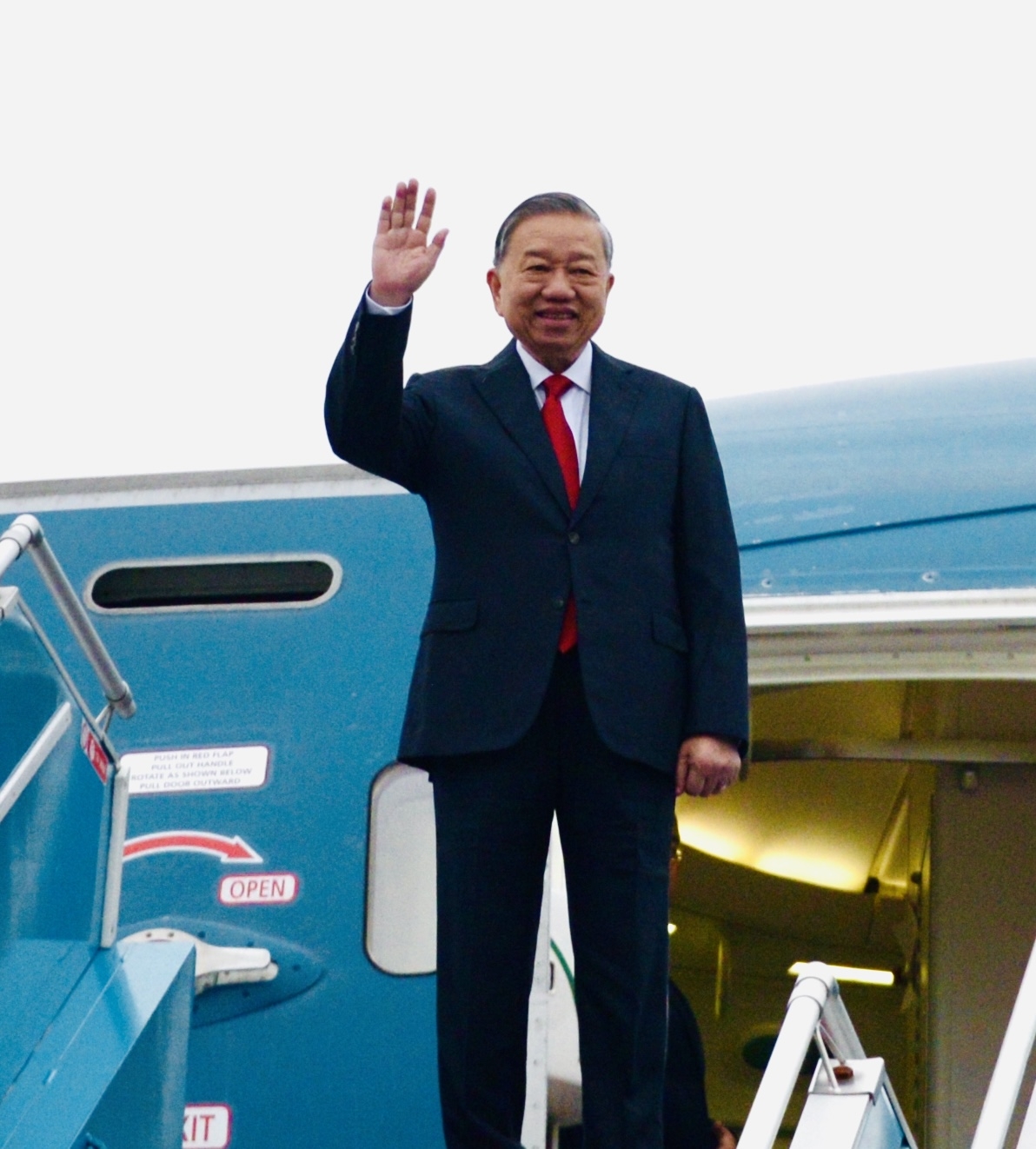 Tổng Bí thư Tô Lâm lên đường thăm cấp Nhà nước tới Lào