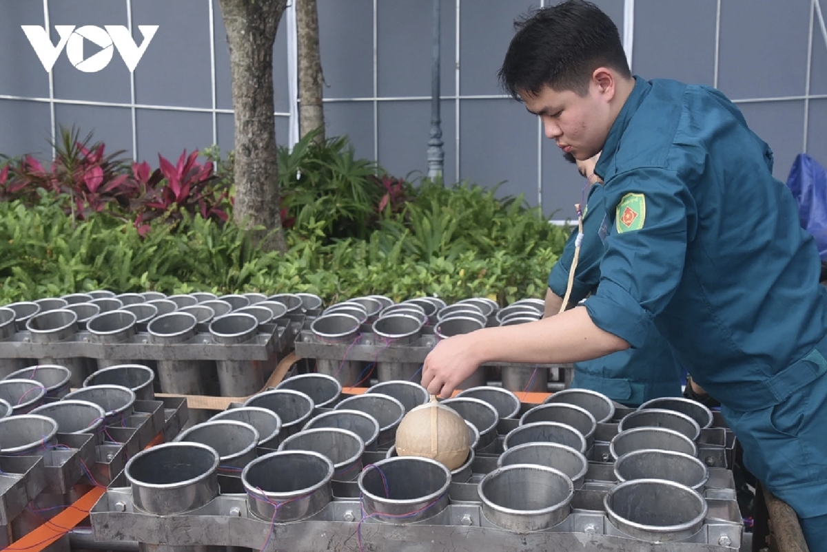 hanoi fireworks sites ready for lunar new year of the horse 2026 picture 9