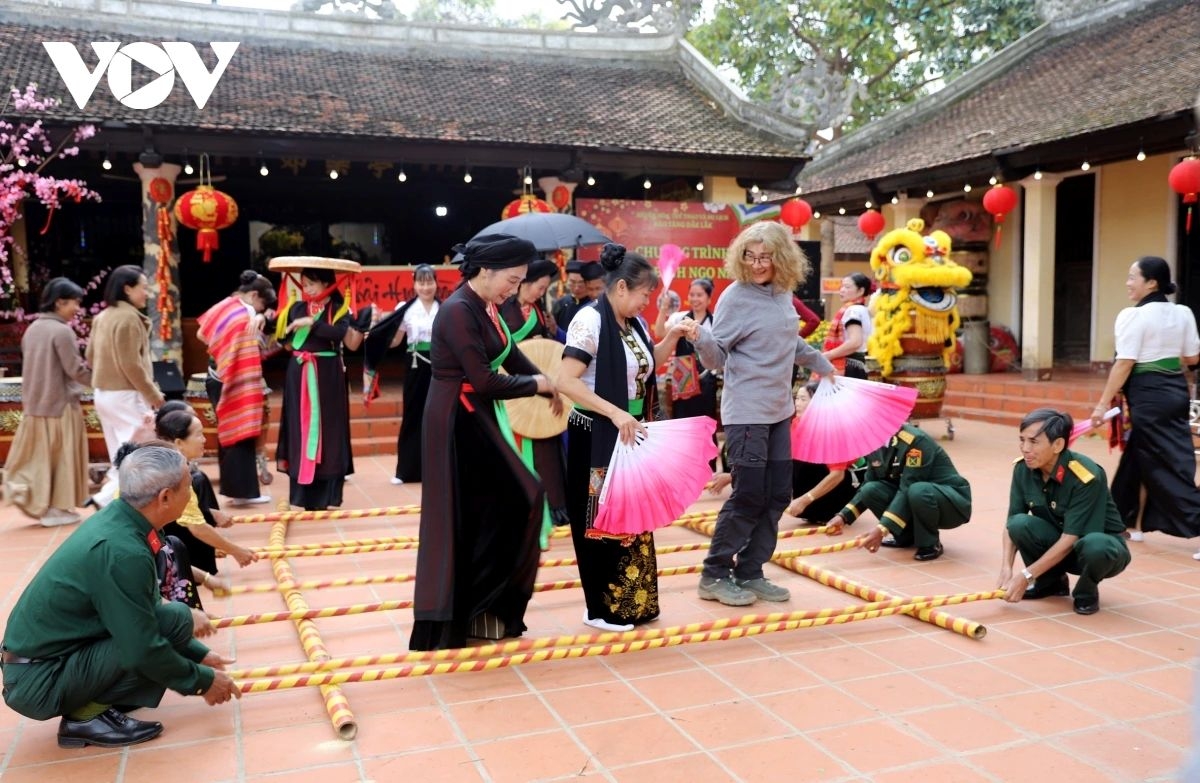 vietnam records double-digit growth in tourism during lunar new year 2026 picture 2