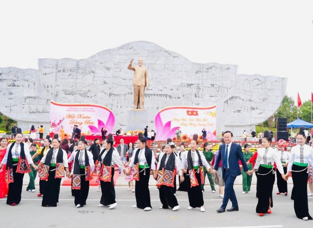 Hội Xuân dâng Bác: Tiếp nối mạch nguồn truyền thống