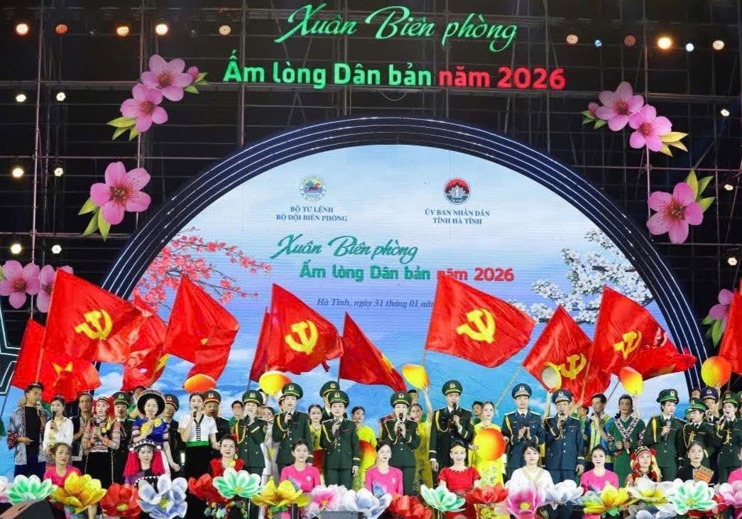  xuan bien phong am long dan ban ket noi yeu thuong vung bien dip tet hinh anh 2