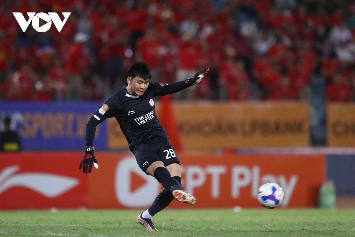 line-up of vietnamese footballers born in the year of the horse picture 1