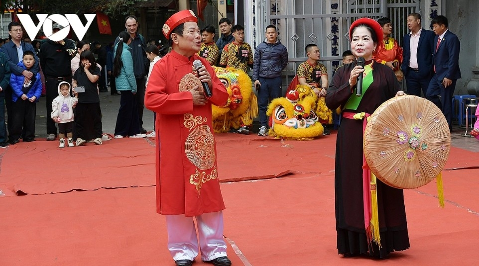 foreign wrestlers compete at mai dong traditional wrestling festival picture 9