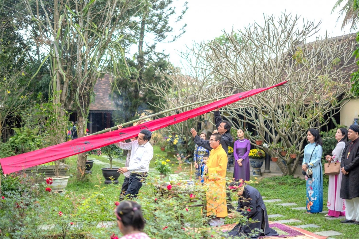 giu hon tet xua trong nep nha hue hinh anh 4