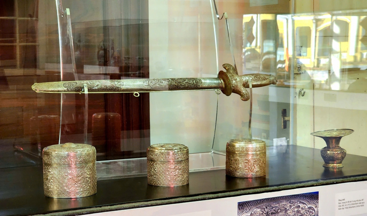 trien lam ngua va long ma trong van hoa cung dinh trieu nguyen hinh anh 2