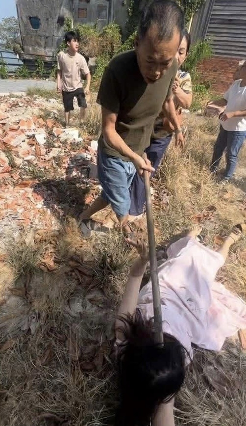 dung xeng danh du khach vi mau thuan do xe co the doi mat muc an 7 nam tu hinh anh 2