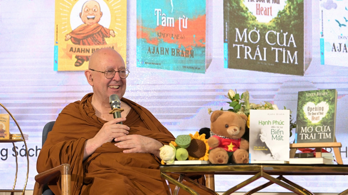 thien su ajahn brahm lan dau giao luu cung doc gia viet nam hinh anh 3