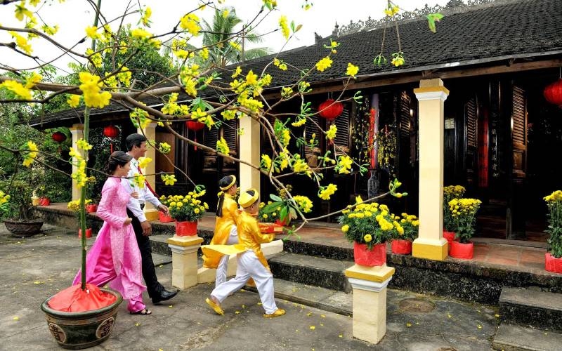 Một số phong tục truyền thống trong dịp Tết Nguyên đán của người Việt