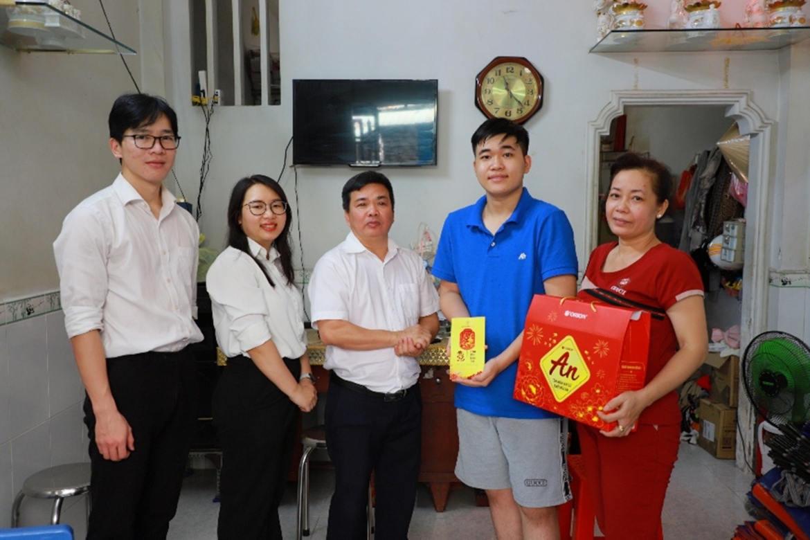 evngenco3 trao hon 500 phan qua dip tet binh ngo 2026 tai tp.hcm hinh anh 6