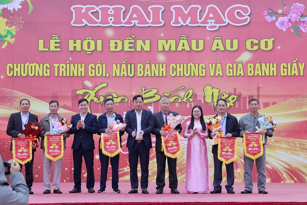 phu tho khai mac le hoi Den mau Au co xuan binh ngo 2026 hinh anh 1