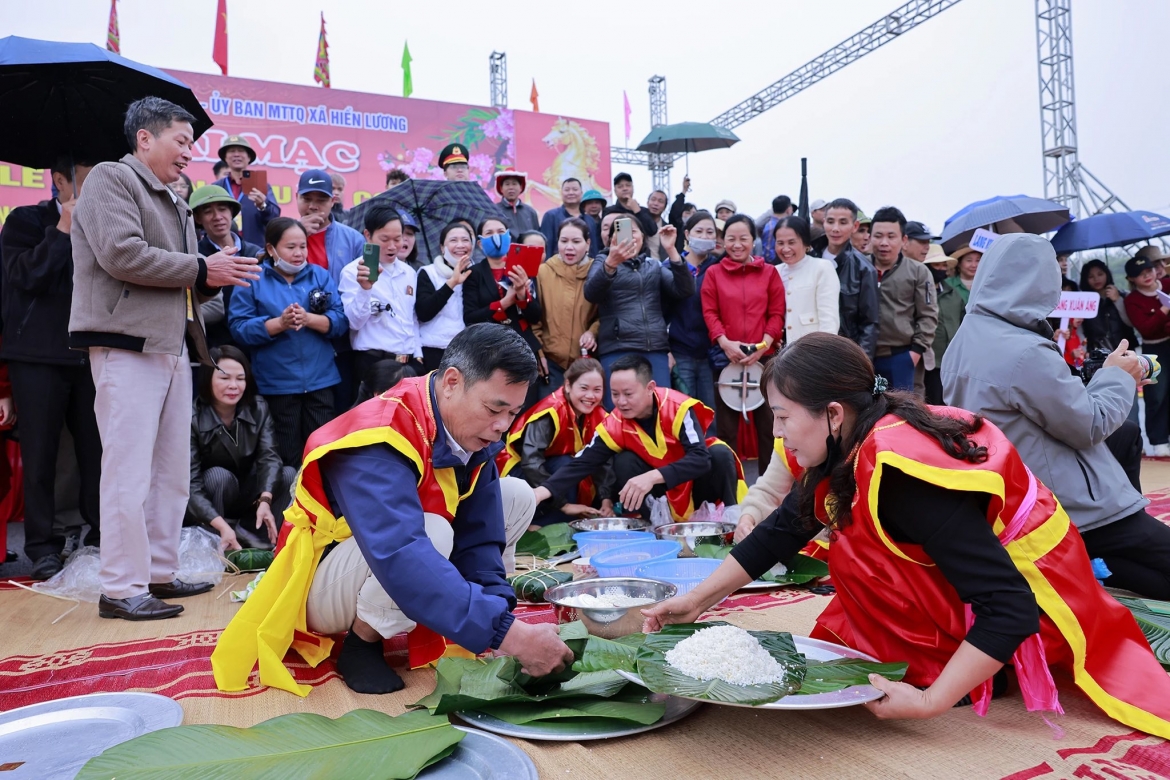 phu tho khai mac le hoi Den mau Au co xuan binh ngo 2026 hinh anh 3