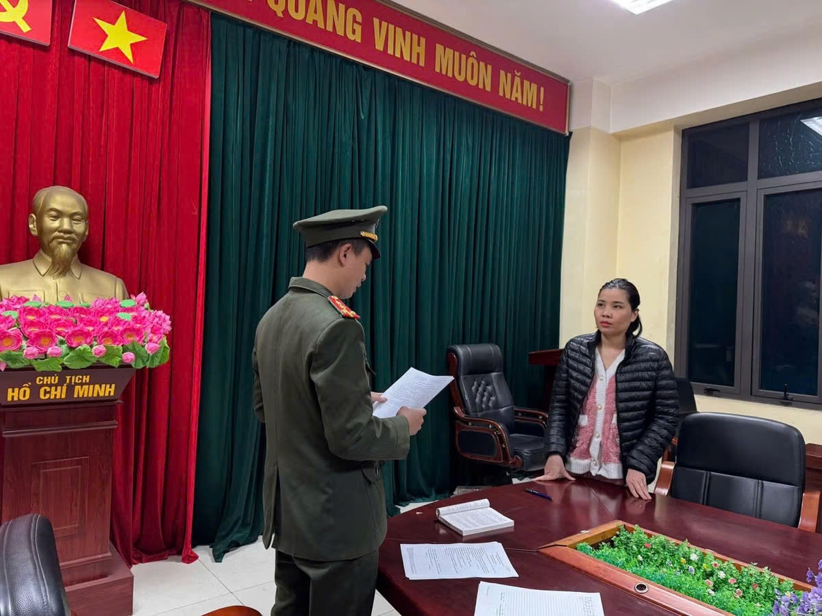 phat hien duong day mua ban, tang tru trai phep 100 khau sung nen hoi hinh anh 2