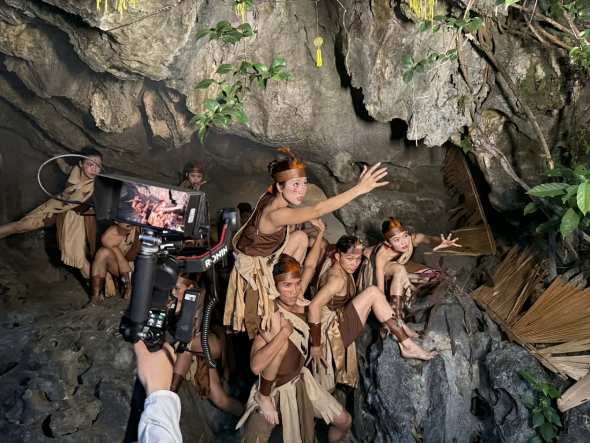 phim mua huyen su viet tai hien lich su dan toc bang ngon ngu mua hinh anh 1