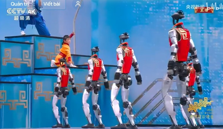 Robot hình người Trung Quốc lại gây sốt với màn trình diễn võ thuật