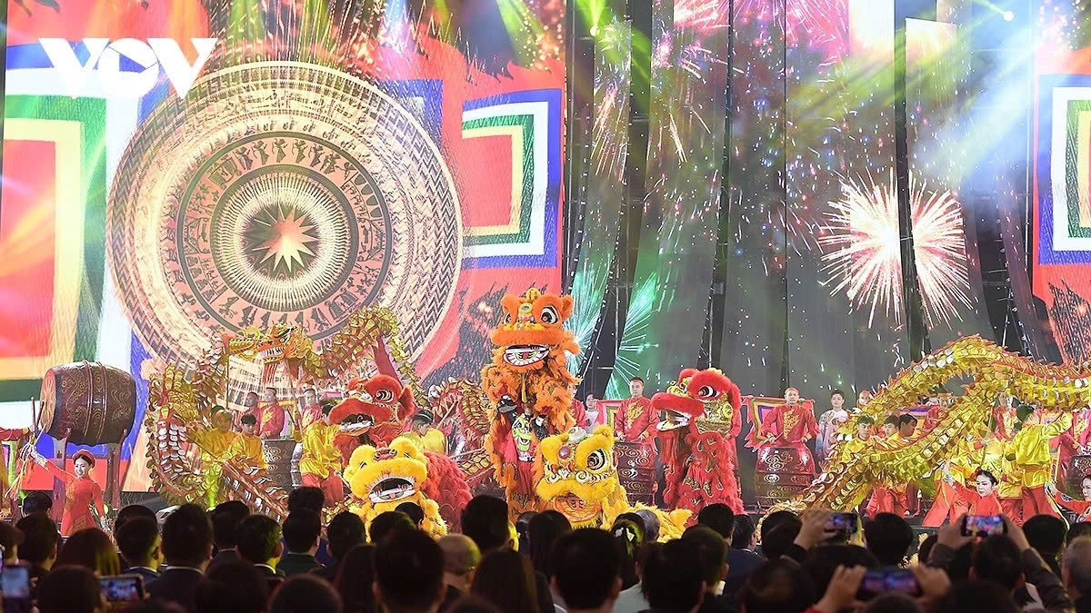 vibrant spring colours at spring fair 2026 s opening ceremony picture 12