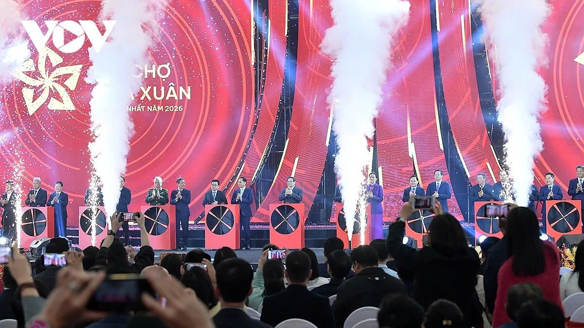 vibrant spring colours at spring fair 2026 s opening ceremony picture 3