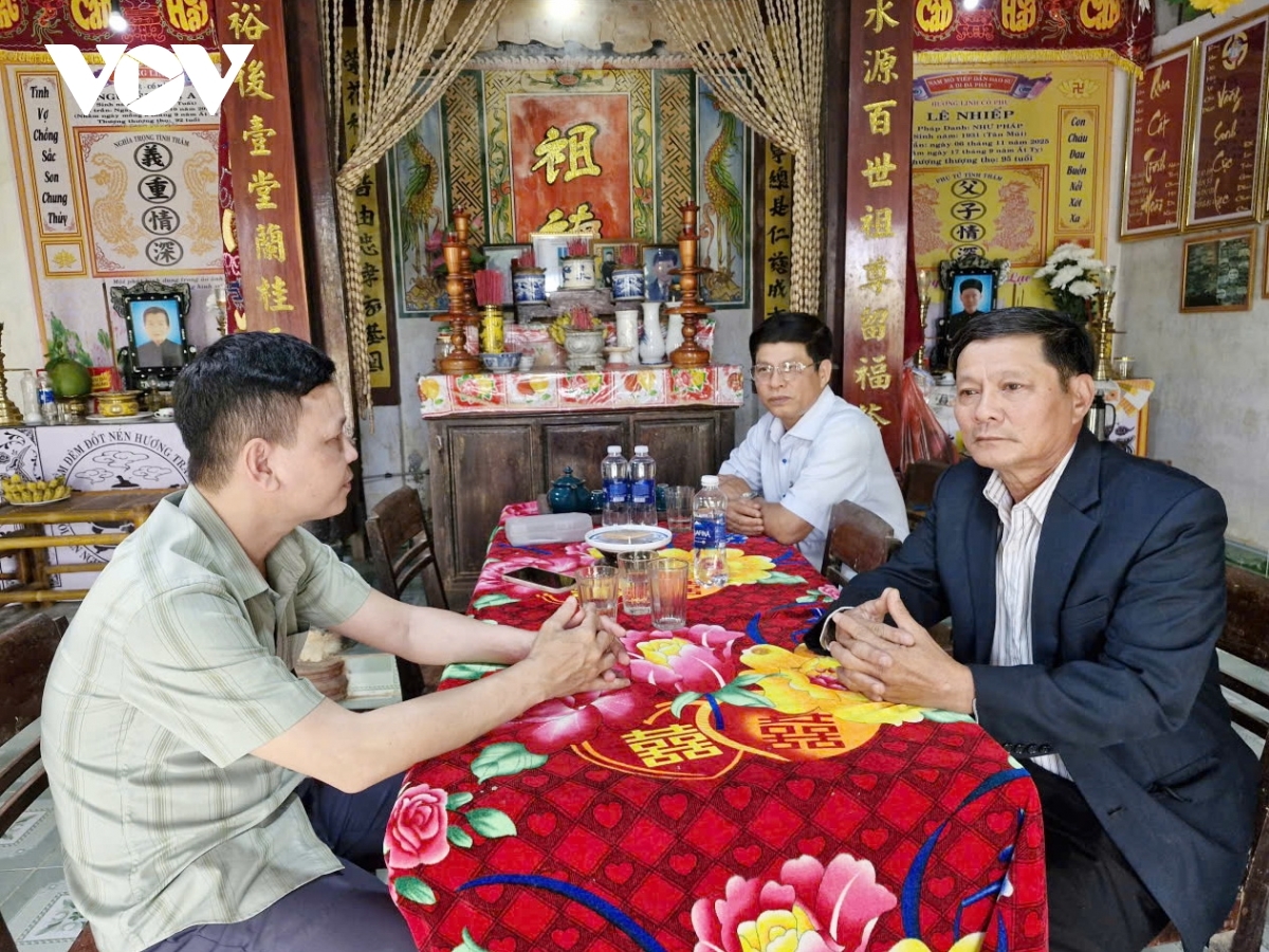 flood-hit communities recover as lunar new year approaches picture 2