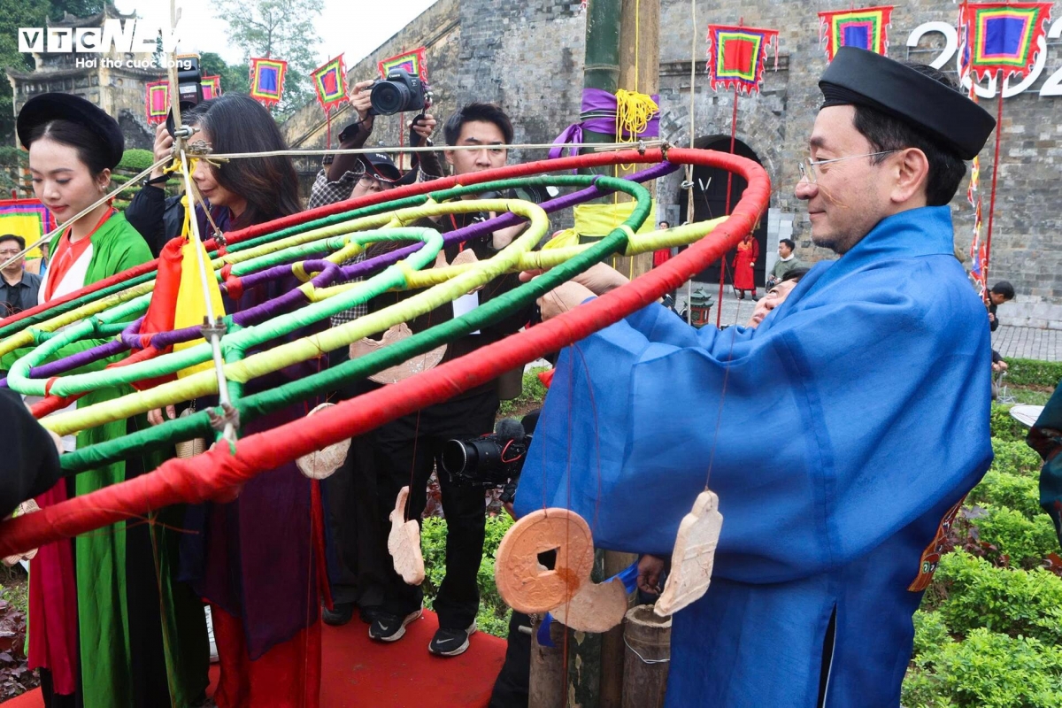 royal tet celebration re-enacted at thang long imperial citadel picture 13