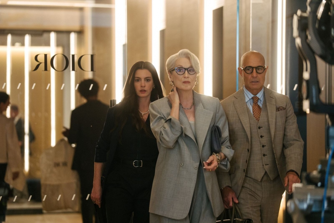  the devil wears prada phan 2 sau 20 nam cho doi, lieu co the tai lap hao quang hinh anh 1