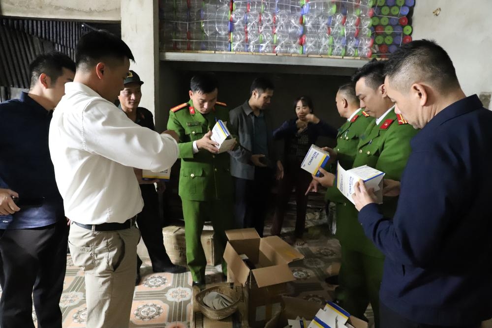 triet pha duong day san xuat thuoc dong y tang can gia hinh anh 1
