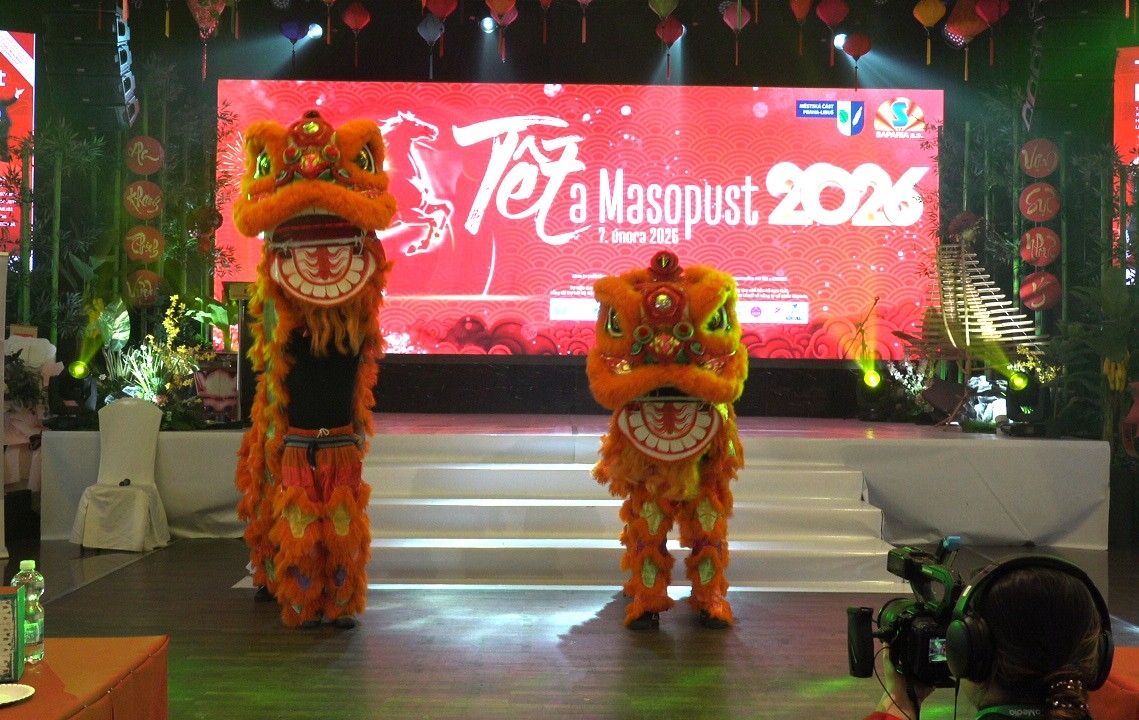 Tết Việt Nam và lễ hội Masopust Séc gắn kết cộng đồng người Việt tại Praha