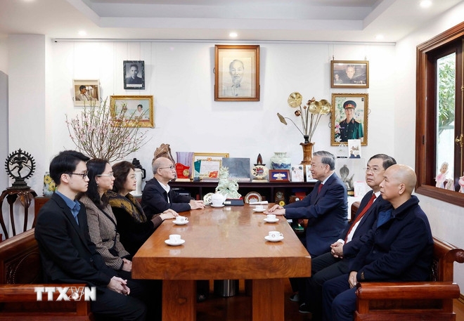 Tổng Bí thư Tô Lâm dâng hương tưởng niệm 120 năm Ngày sinh Thủ tướng Phạm Văn Đồng