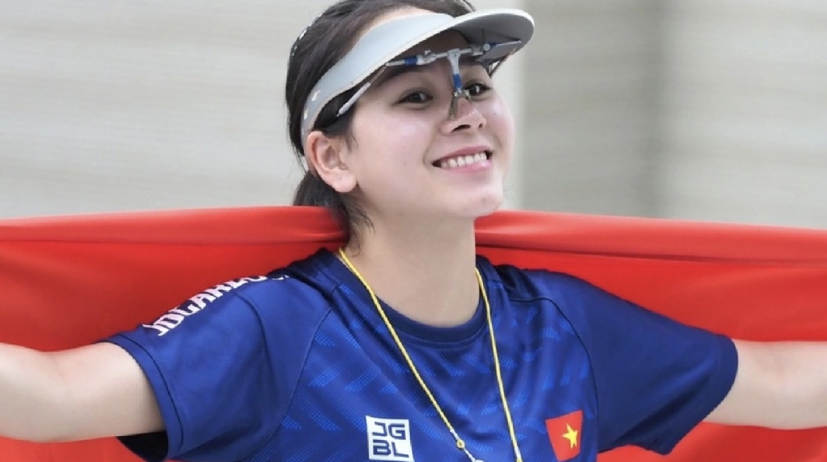 trinh thu vinh holds world no. 28 in women s 10m air pistol picture 1