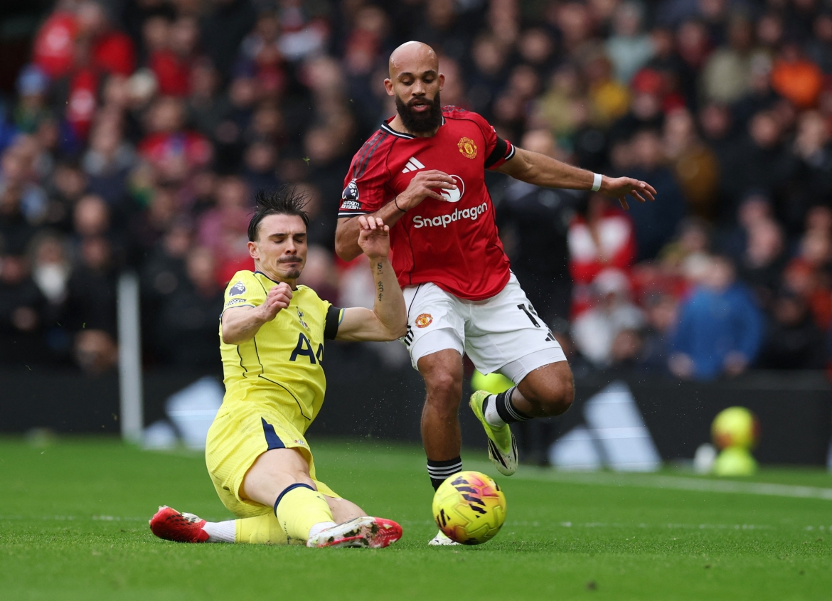 ket qua ngoai hang anh hom nay 7 2 mu danh bai tottenham, noi dai mach thang hinh anh 12