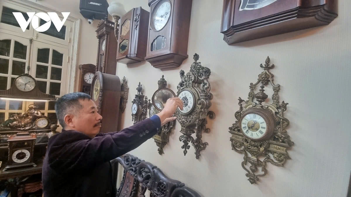 keeping time alive genuine passion for vintage mechanical clocks picture 2