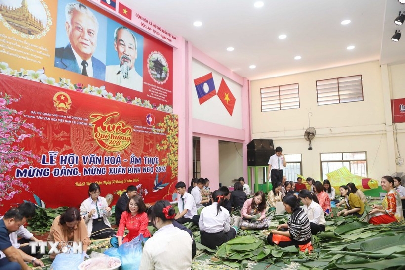 a touch of vietnamese tet in laos, mozambique picture 1