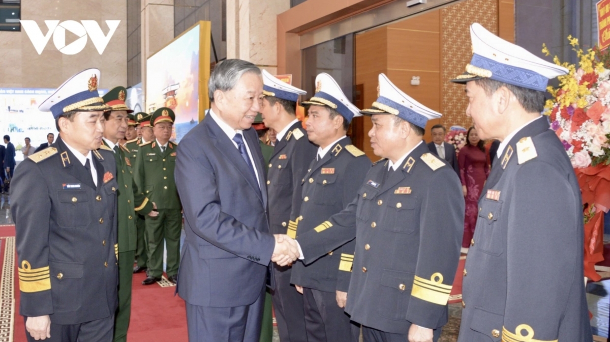 party general secretary attends navy s third people s armed forces hero ceremony picture 5