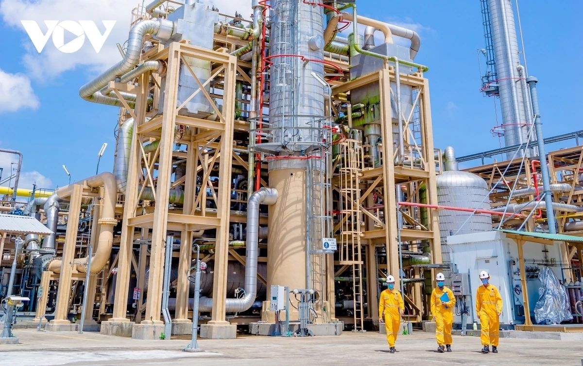 vietnam needs phased roadmap to develop natural gas market, experts say picture 1