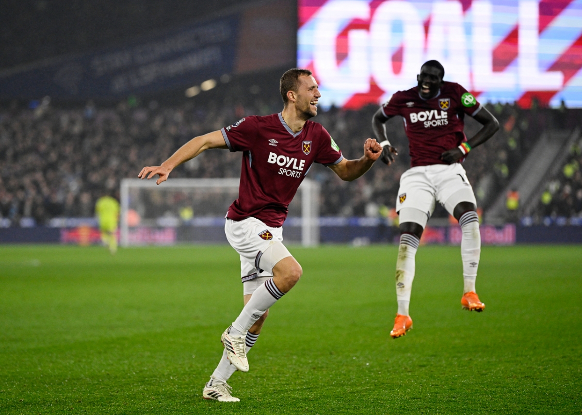 ket qua ngoai hang anh hom nay 11 2 mu thoat thua o nhung phut bu gio hinh anh 26