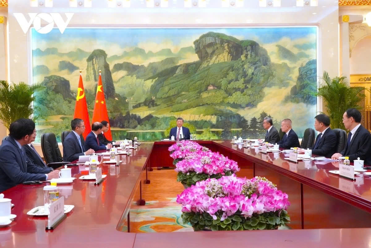 china backs vietnam s development path after party congress picture 2