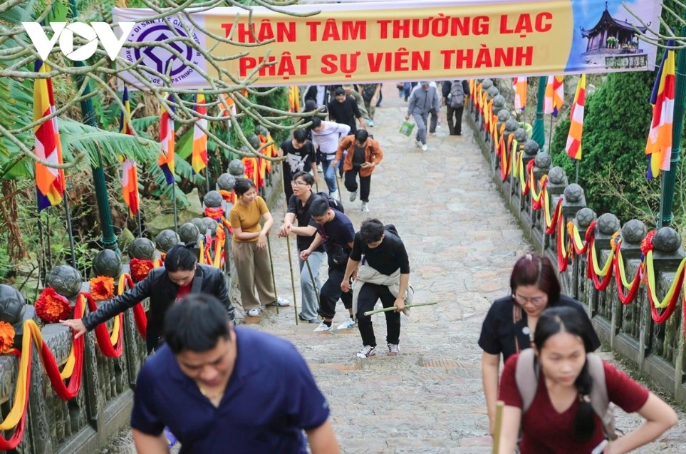 yen tu spring festival opens first festive heritage season of world heritage site picture 8