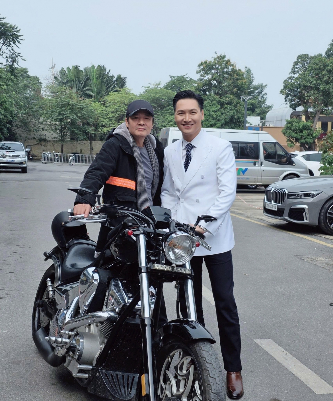sao viet 2 2 diem my 9x khoe voc dang nuot na hinh anh 8
