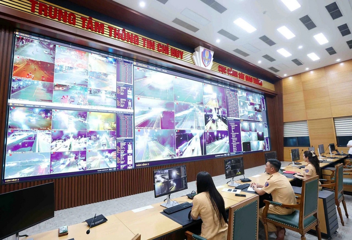 ha noi phan luong giao thong cua ngo dip can tet hinh anh 3
